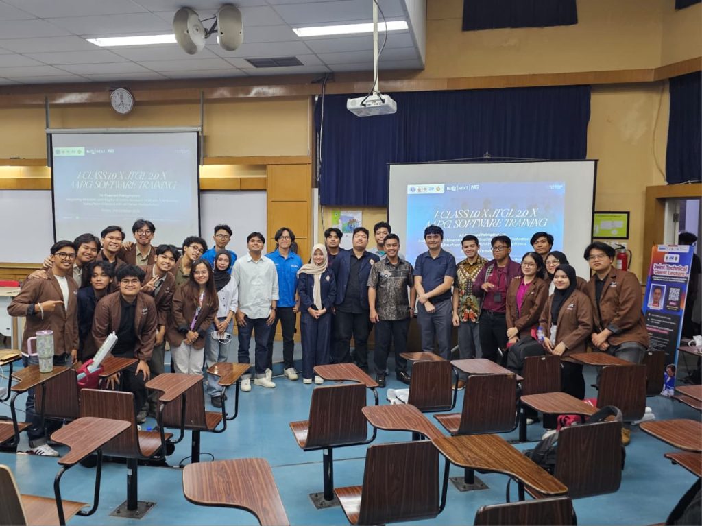 Group photo of participants and organizers from Neotek Inovasi Global, SLB, and ITB after the Petrophysics Workshop